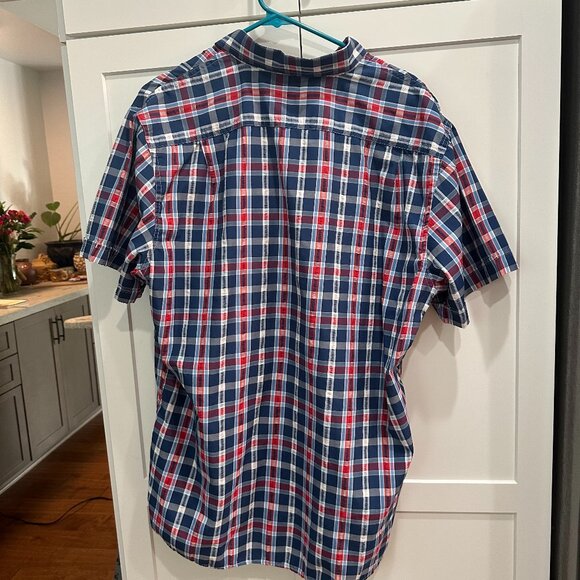 IZOD Men's Short Sleeve Collared Shirt, Size: XL, Button Down - Picture 7 of 10